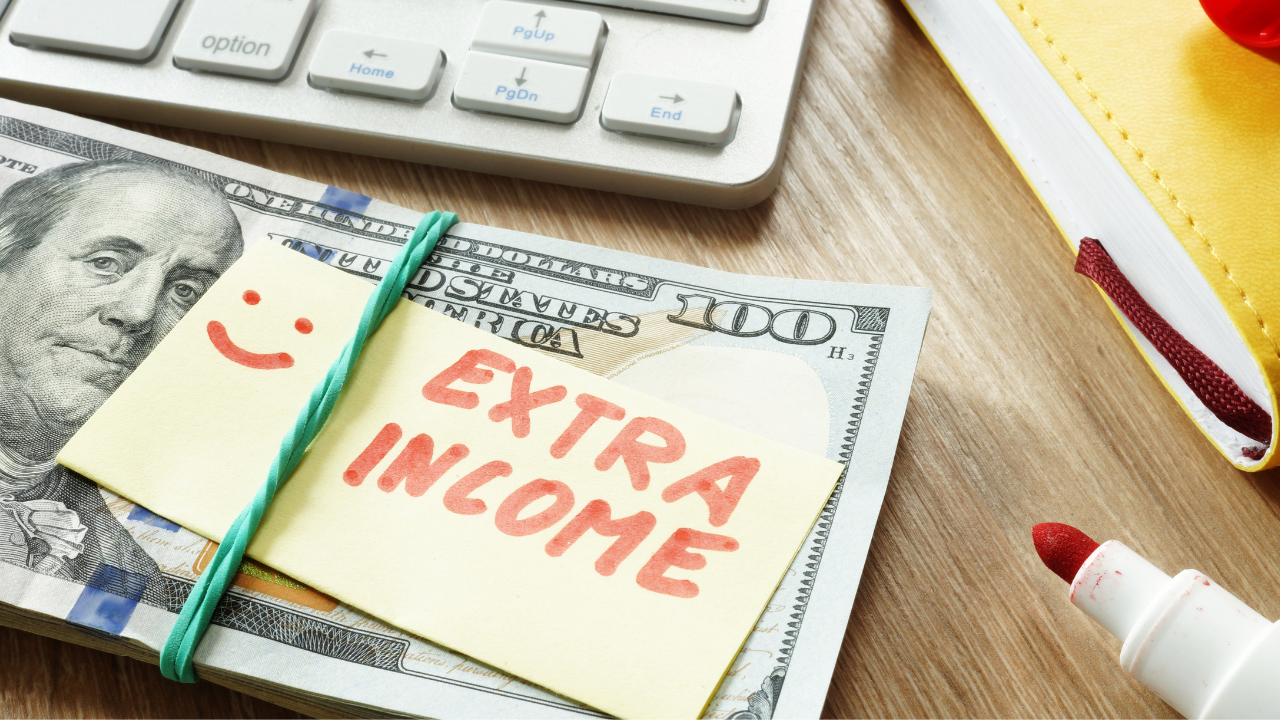 Earning Extra Income: Side Hustles and Passive Revenue Streams