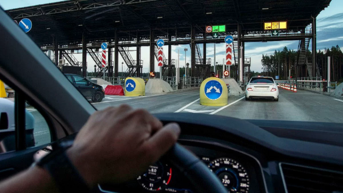 Find Your Perfect Toll Tag Match: A Side-by-Side Comparison