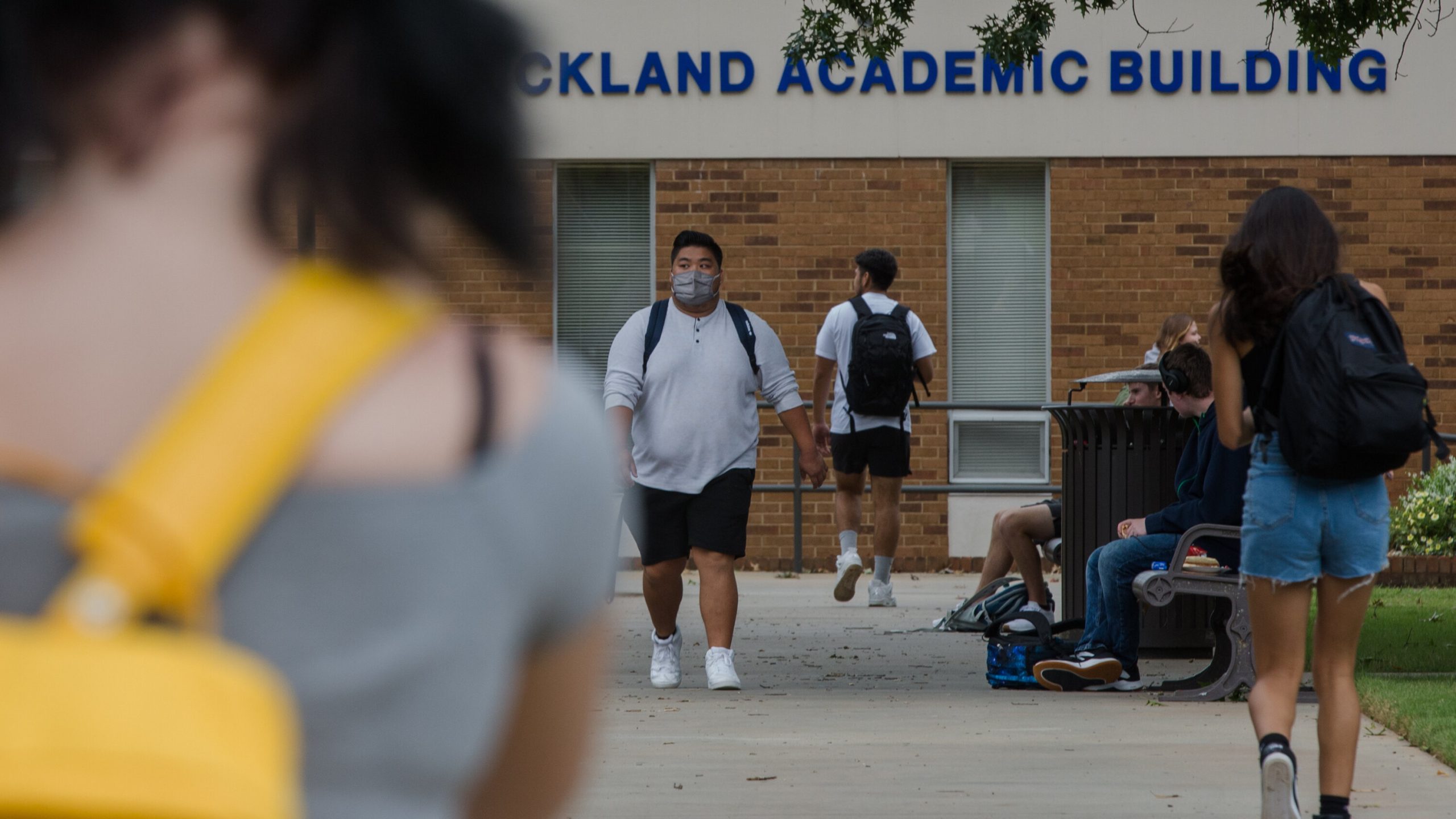 How High Interest Rates Impact Consumers and Debt Accumulation