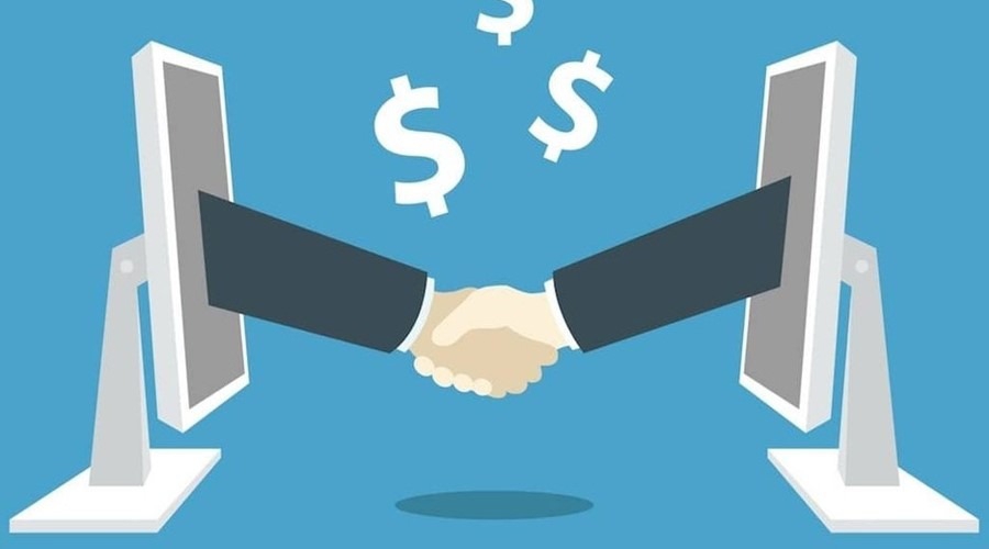 Navigating the Waters of Borrowing: Traditional vs. Peer-to-Peer Loans