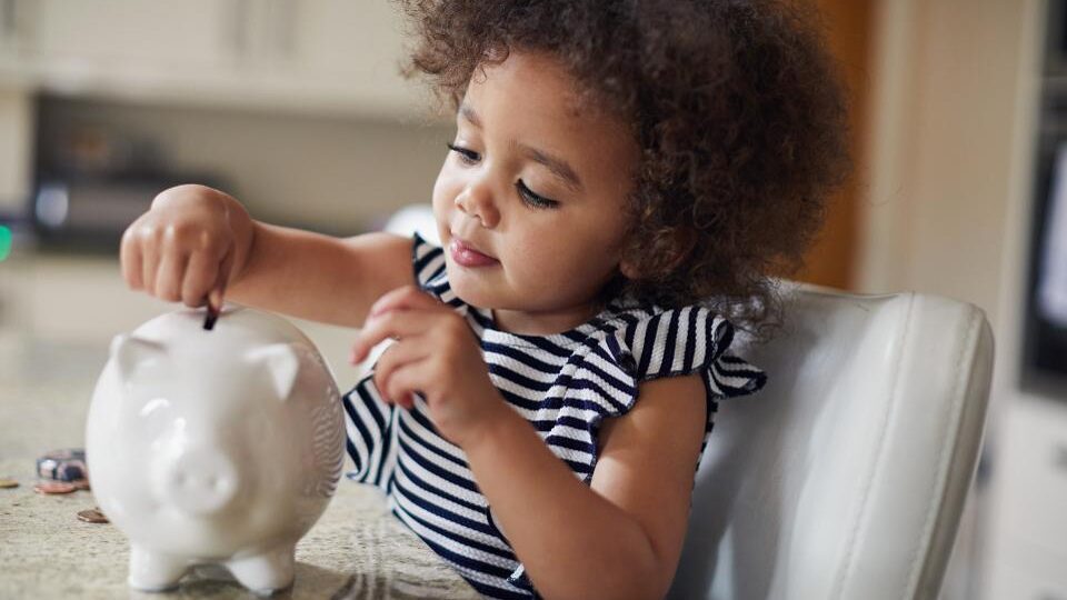 A Comprehensive Review of Alliant Credit Union Kids Savings Account in 2024